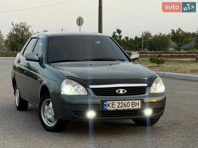 Зеленый ВАЗ 2172 Priora, объемом двигателя 1.6 л и пробегом 145 тыс. км за 2500 $, фото 1 на Automoto.ua