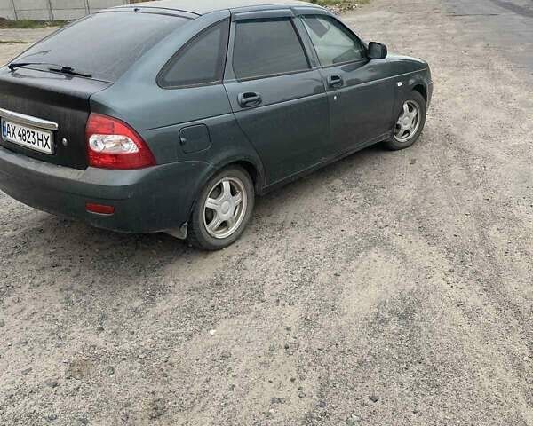 Зелений ВАЗ 2172 Priora, об'ємом двигуна 1.6 л та пробігом 208 тис. км за 2500 $, фото 1 на Automoto.ua