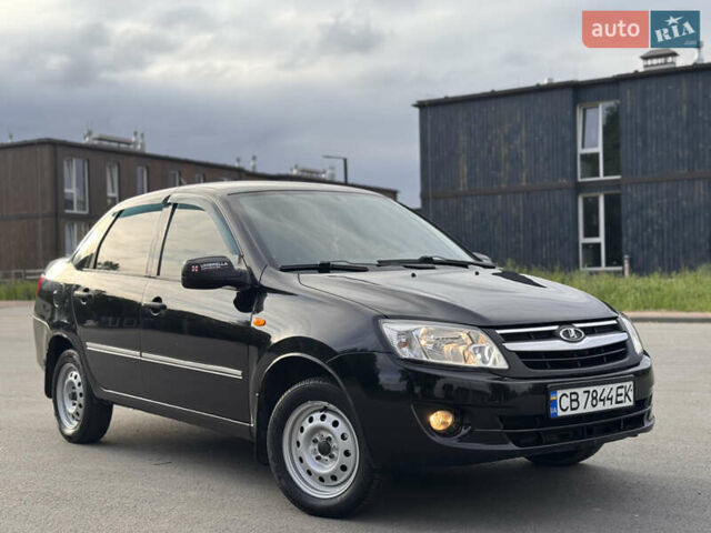 Черный ВАЗ 2190 Гранта, объемом двигателя 1.6 л и пробегом 98 тыс. км за 3250 $, фото 1 на Automoto.ua