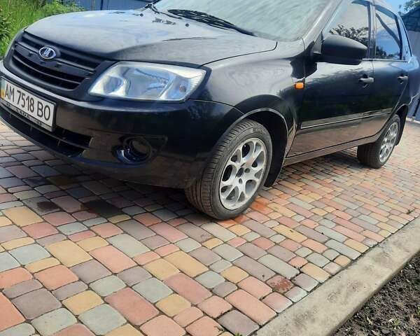 Чорний ВАЗ 2190 Гранта, об'ємом двигуна 1.6 л та пробігом 108 тис. км за 3000 $, фото 1 на Automoto.ua