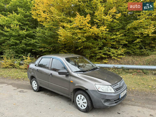 Коричневий ВАЗ 2190 Гранта, об'ємом двигуна 1.6 л та пробігом 150 тис. км за 1850 $, фото 1 на Automoto.ua