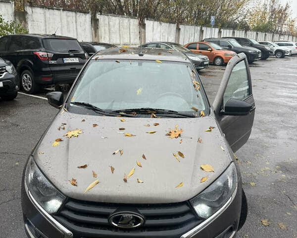 Коричневый ВАЗ 2190 Гранта, объемом двигателя 1.6 л и пробегом 32 тыс. км за 7100 $, фото 1 на Automoto.ua