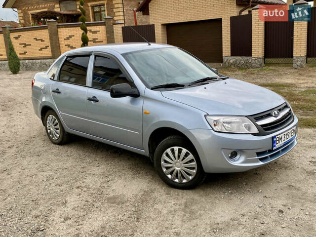 Серый ВАЗ 2190 Гранта, объемом двигателя 1.6 л и пробегом 80 тыс. км за 4000 $, фото 1 на Automoto.ua