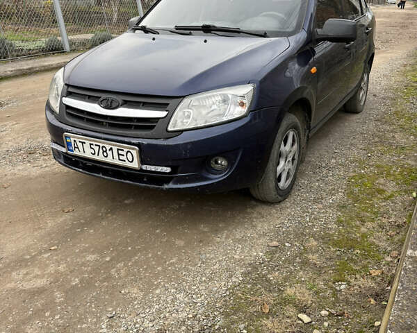 Синий ВАЗ 2190 Гранта, объемом двигателя 1.6 л и пробегом 220 тыс. км за 2200 $, фото 1 на Automoto.ua