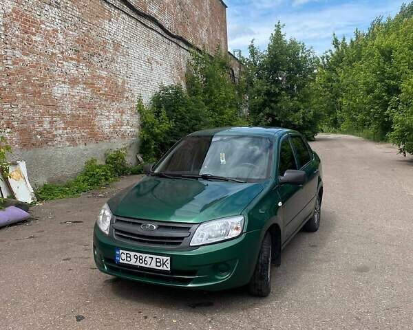 Зелений ВАЗ 2190 Гранта, об'ємом двигуна 1.6 л та пробігом 170 тис. км за 2900 $, фото 1 на Automoto.ua