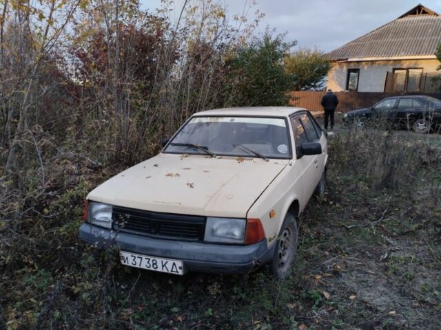 Белый ВАЗ Другая, объемом двигателя 1.5 л и пробегом 138 тыс. км за 450 $, фото 1 на Automoto.ua