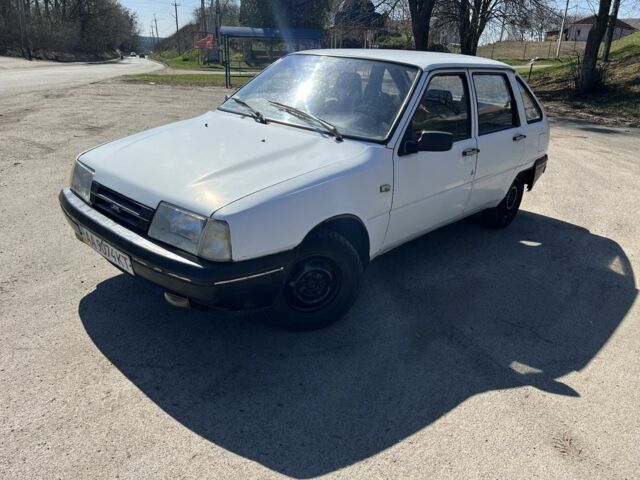 Білий ВАЗ Інша, об'ємом двигуна 1.6 л та пробігом 82 тис. км за 600 $, фото 1 на Automoto.ua