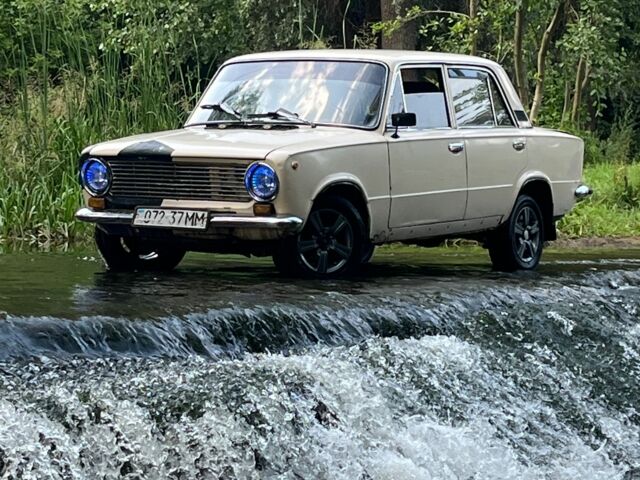 Белый ВАЗ Другая, объемом двигателя 2.45 л и пробегом 200 тыс. км за 713 $, фото 1 на Automoto.ua