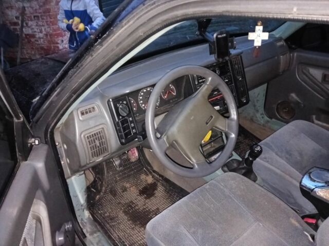 Червоний ВАЗ Інша, об'ємом двигуна 1.7 л та пробігом 200 тис. км за 1100 $, фото 1 на Automoto.ua