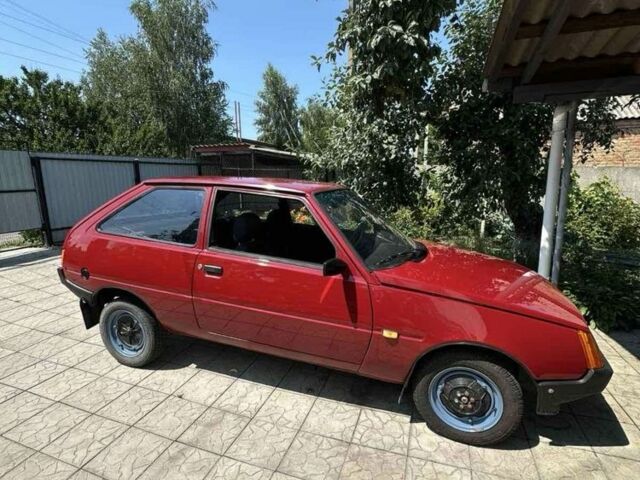 Красный ВАЗ Другая, объемом двигателя 1.1 л и пробегом 145 тыс. км за 750 $, фото 1 на Automoto.ua