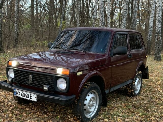 Красный ВАЗ Другая, объемом двигателя 1.6 л и пробегом 250 тыс. км за 2300 $, фото 1 на Automoto.ua