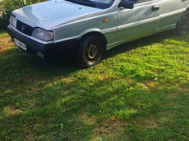 Зелений ВАЗ Інша, об'ємом двигуна 1.6 л та пробігом 2 тис. км за 300 $, фото 1 на Automoto.ua