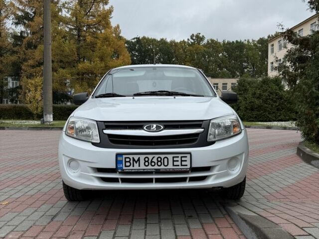 Белый ВАЗ Гранта, объемом двигателя 1.6 л и пробегом 150 тыс. км за 3498 $, фото 1 на Automoto.ua