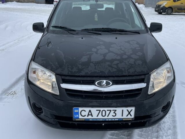 Черный ВАЗ Гранта, объемом двигателя 1.6 л и пробегом 151 тыс. км за 2850 $, фото 1 на Automoto.ua