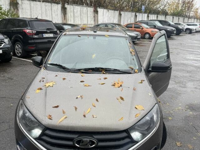 Коричневый ВАЗ Гранта, объемом двигателя 1.6 л и пробегом 32 тыс. км за 7100 $, фото 1 на Automoto.ua