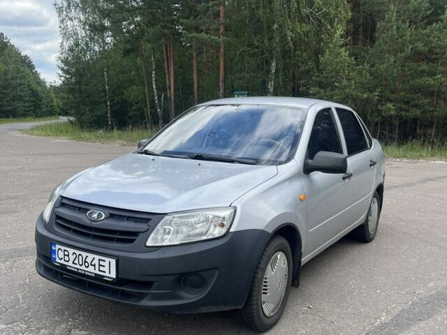 Серый ВАЗ Гранта, объемом двигателя 1.6 л и пробегом 138 тыс. км за 2100 $, фото 1 на Automoto.ua