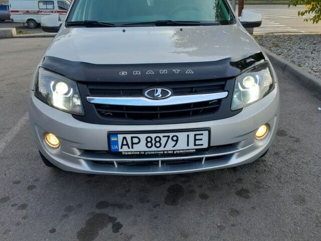 Серый ВАЗ Гранта, объемом двигателя 1.6 л и пробегом 198 тыс. км за 3200 $, фото 1 на Automoto.ua