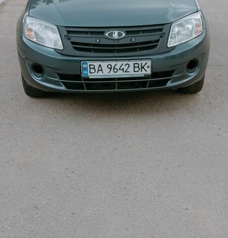 Сірий ВАЗ Гранта, об'ємом двигуна 1.6 л та пробігом 107 тис. км за 4000 $, фото 1 на Automoto.ua