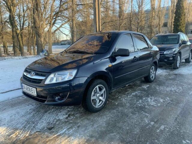 Синій ВАЗ Гранта, об'ємом двигуна 1.6 л та пробігом 110 тис. км за 3800 $, фото 1 на Automoto.ua