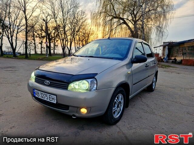 Бежевый ВАЗ Kalina, объемом двигателя 16 л и пробегом 120 тыс. км за 2300 $, фото 1 на Automoto.ua