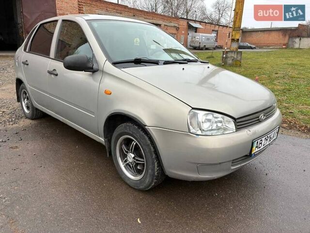 Бежевый ВАЗ Калина, объемом двигателя 1.6 л и пробегом 155 тыс. км за 1950 $, фото 1 на Automoto.ua