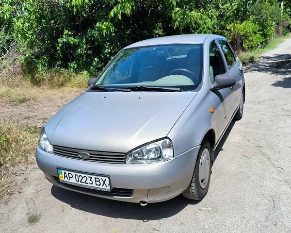 Бежевый ВАЗ Калина, объемом двигателя 1.6 л и пробегом 105 тыс. км за 1600 $, фото 1 на Automoto.ua