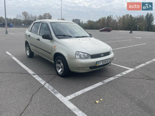 Бежевий ВАЗ Калина, об'ємом двигуна 1.6 л та пробігом 91 тис. км за 2999 $, фото 1 на Automoto.ua