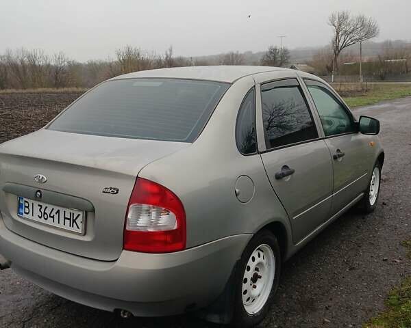 Бежевий ВАЗ Калина, об'ємом двигуна 1.6 л та пробігом 240 тис. км за 2799 $, фото 1 на Automoto.ua