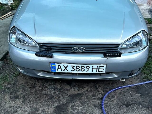 Бежевый ВАЗ Kalina, объемом двигателя 1.4 л и пробегом 220 тыс. км за 2000 $, фото 1 на Automoto.ua