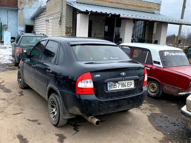 Черный ВАЗ Kalina, объемом двигателя 1.6 л и пробегом 175 тыс. км за 1650 $, фото 1 на Automoto.ua