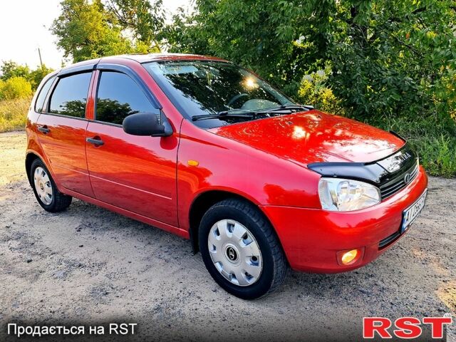 Красный ВАЗ Kalina, объемом двигателя 1.4 л и пробегом 142 тыс. км за 2650 $, фото 1 на Automoto.ua