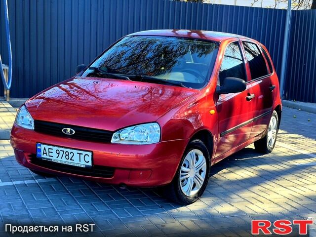 Красный ВАЗ Kalina, объемом двигателя 1.4 л и пробегом 220 тыс. км за 1450 $, фото 1 на Automoto.ua