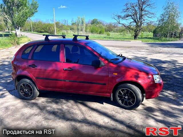 Красный ВАЗ Kalina, объемом двигателя 1.6 л и пробегом 123 тыс. км за 2800 $, фото 1 на Automoto.ua