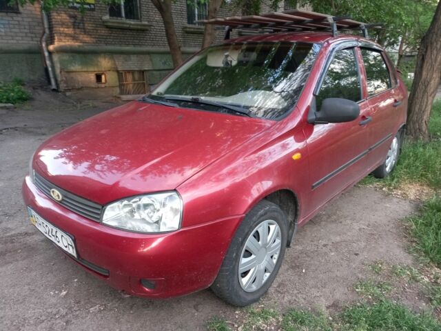 Красный ВАЗ Калина, объемом двигателя 1.6 л и пробегом 189 тыс. км за 1300 $, фото 1 на Automoto.ua