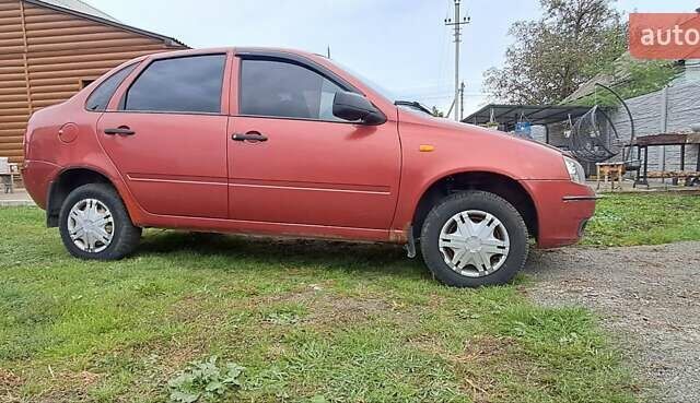 Червоний ВАЗ Калина, об'ємом двигуна 1.6 л та пробігом 225 тис. км за 1300 $, фото 1 на Automoto.ua