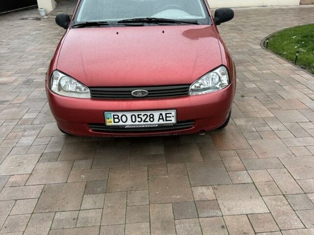 Красный ВАЗ Калина, объемом двигателя 1.6 л и пробегом 180 тыс. км за 1100 $, фото 1 на Automoto.ua