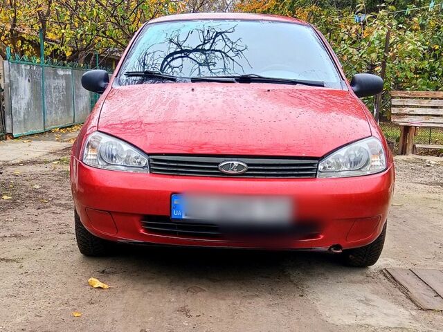 Красный ВАЗ Kalina, объемом двигателя 1.6 л и пробегом 141 тыс. км за 3100 $, фото 1 на Automoto.ua