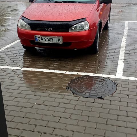 Красный ВАЗ Kalina, объемом двигателя 1.6 л и пробегом 155 тыс. км за 1500 $, фото 1 на Automoto.ua