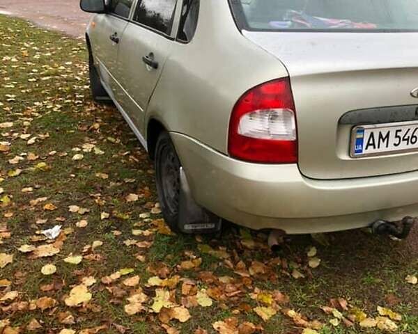 Желтый ВАЗ Калина, объемом двигателя 1.6 л и пробегом 150 тыс. км за 1350 $, фото 1 на Automoto.ua
