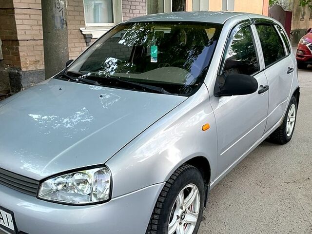 Серый ВАЗ Kalina, объемом двигателя 1.6 л и пробегом 132 тыс. км за 1700 $, фото 1 на Automoto.ua