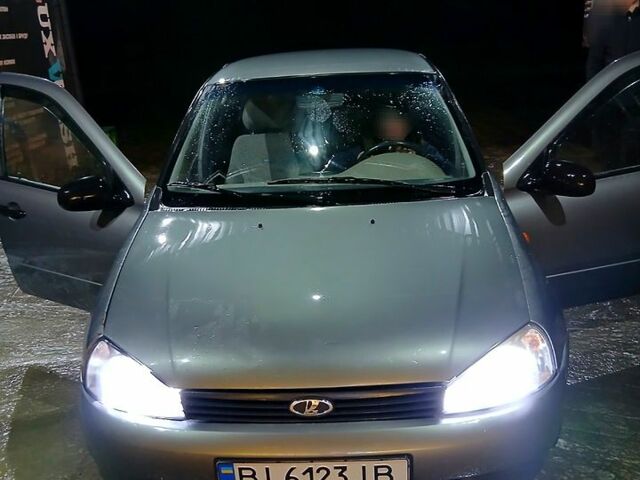 Сірий ВАЗ Kalina, об'ємом двигуна 1.6 л та пробігом 124 тис. км за 1900 $, фото 1 на Automoto.ua