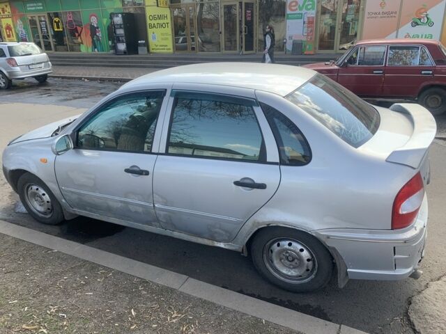 Серый ВАЗ Калина, объемом двигателя 1.4 л и пробегом 250 тыс. км за 685 $, фото 1 на Automoto.ua