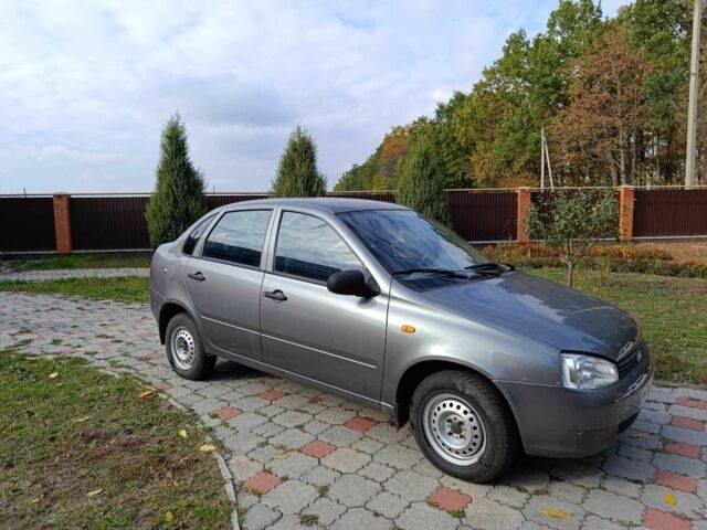 Серый ВАЗ Калина, объемом двигателя 1.6 л и пробегом 105 тыс. км за 2302 $, фото 1 на Automoto.ua