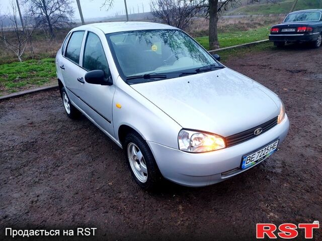 Сірий ВАЗ Kalina, об'ємом двигуна 1.6 л та пробігом 191 тис. км за 2150 $, фото 1 на Automoto.ua