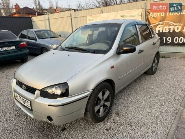 Серый ВАЗ Калина, объемом двигателя 1.6 л и пробегом 200 тыс. км за 1500 $, фото 1 на Automoto.ua