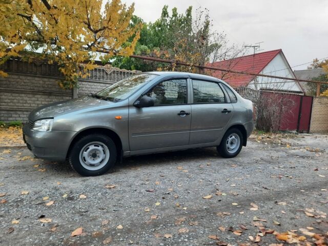 Сірий ВАЗ Калина, об'ємом двигуна 0 л та пробігом 70 тис. км за 2400 $, фото 1 на Automoto.ua