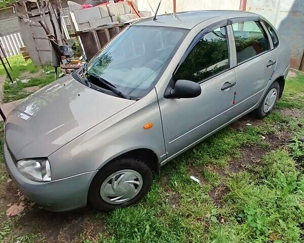 Сірий ВАЗ Калина, об'ємом двигуна 1.6 л та пробігом 43 тис. км за 3600 $, фото 1 на Automoto.ua
