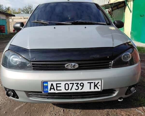 Серый ВАЗ Калина, объемом двигателя 1.6 л и пробегом 276 тыс. км за 2500 $, фото 1 на Automoto.ua