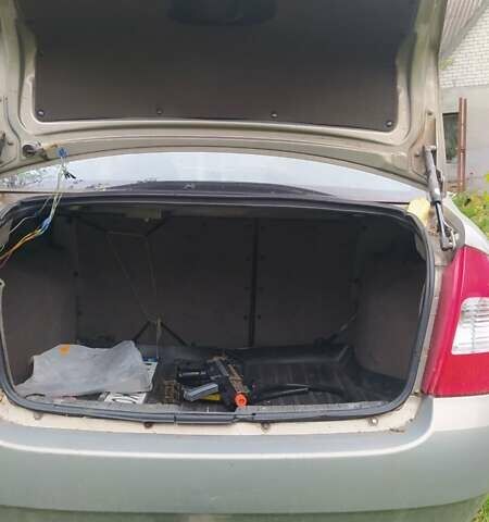 Серый ВАЗ Калина, объемом двигателя 1.6 л и пробегом 120 тыс. км за 500 $, фото 1 на Automoto.ua