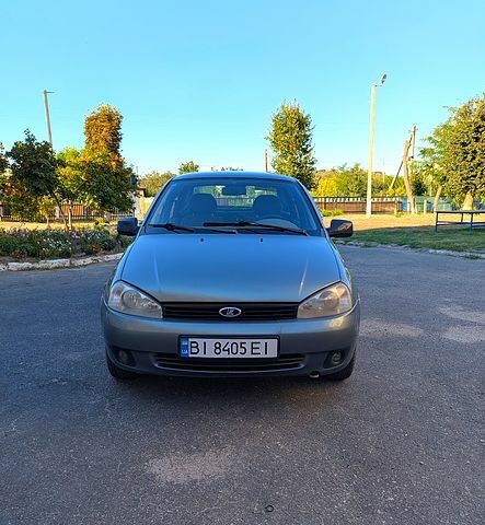 Серый ВАЗ Kalina, объемом двигателя 1.6 л и пробегом 240 тыс. км за 2399 $, фото 1 на Automoto.ua